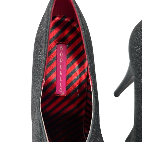 Bordello Queen of Hearts Teeze Black Glitter Platform Pump 10 - Picture 3 of 6